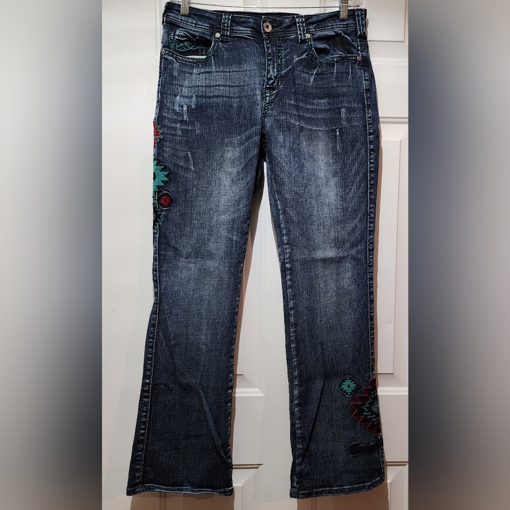Cowgirl Tuff Women's Western Riding Jeans 31x33 Bootcut - "Southwest Pride"